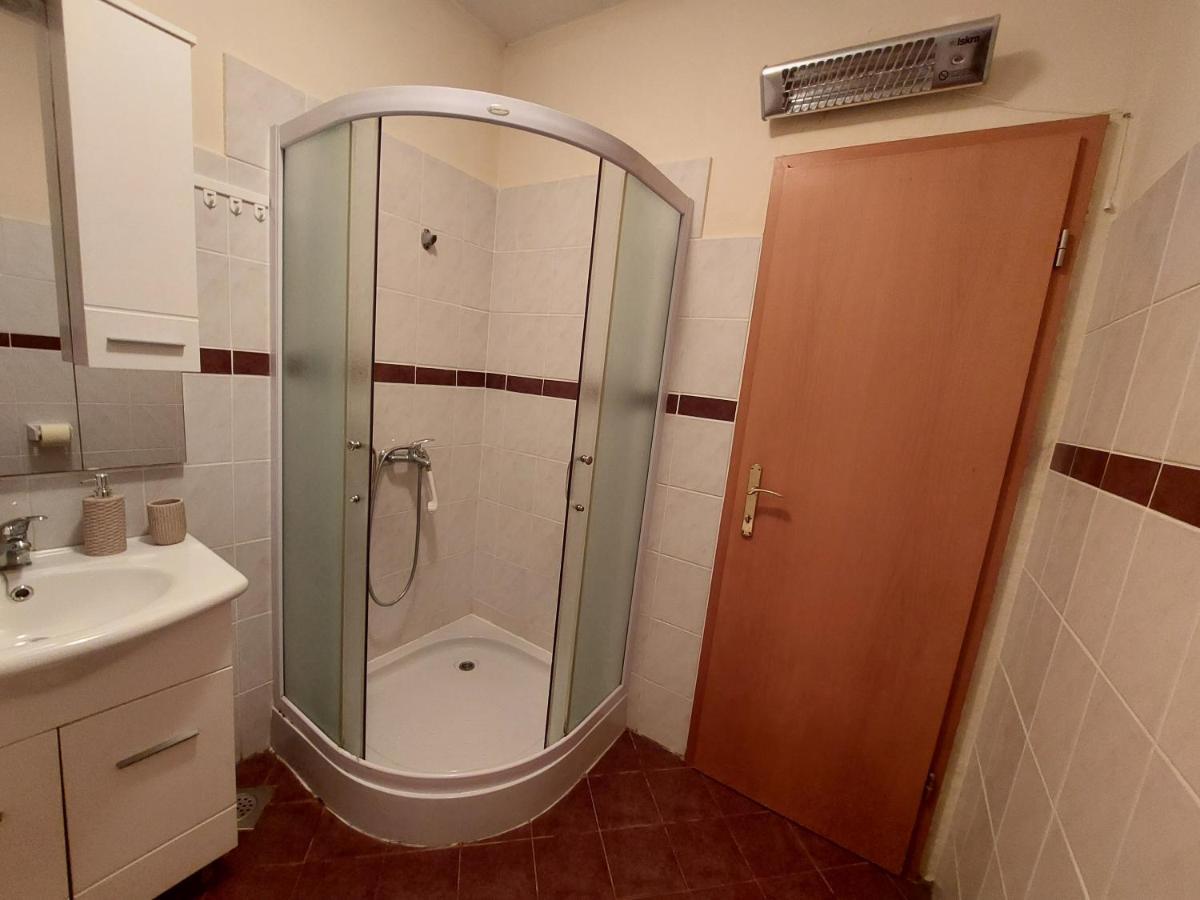 Holiday Home Cancarevic Равна-ґора Екстер'єр фото